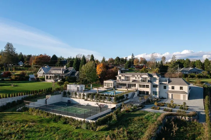 18238 20 AVENUE, Surrey, British Columbia V3Z9W1