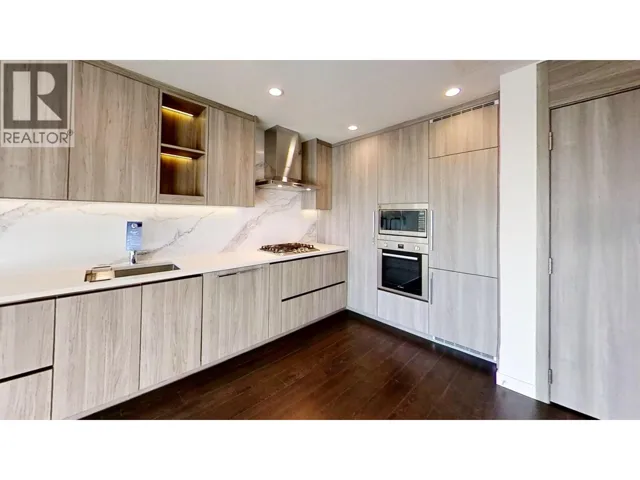 1810 4880 LOUGHEED HIGHWAY HIGHWAY, Burnaby, British Columbia V5C5N1