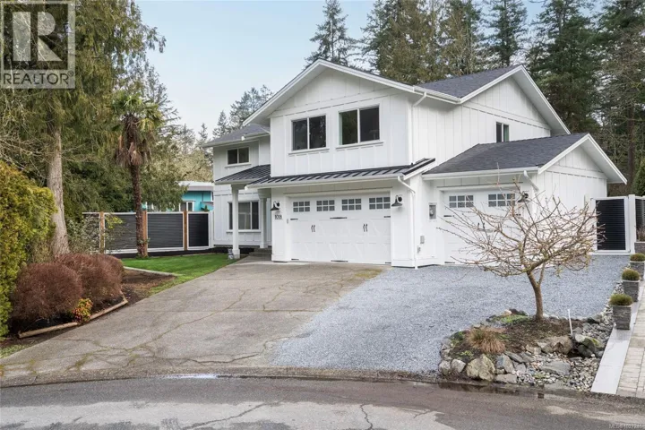 1018 Elstree Close, Central Saanich, British Columbia V8M1A4