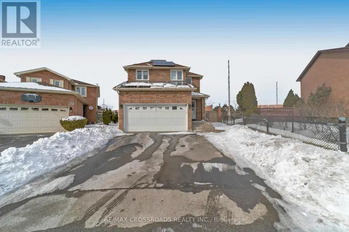 65 CREDITSTONE ROAD, Brampton (Fletcher's Creek South), Ontario L6Y4E9