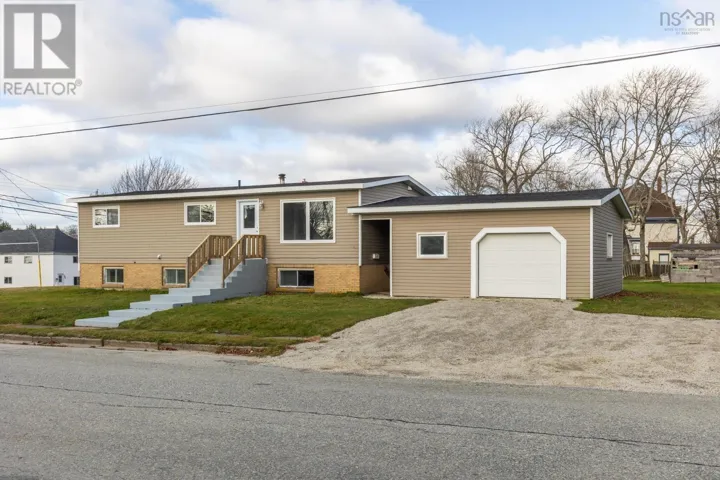 2 Huntington Street, Yarmouth, Nova Scotia B5A2R9