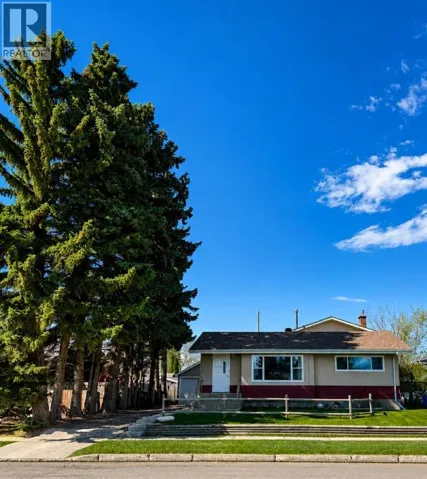 4606 50 Avenue, Vermilion, Alberta T9X1R5
