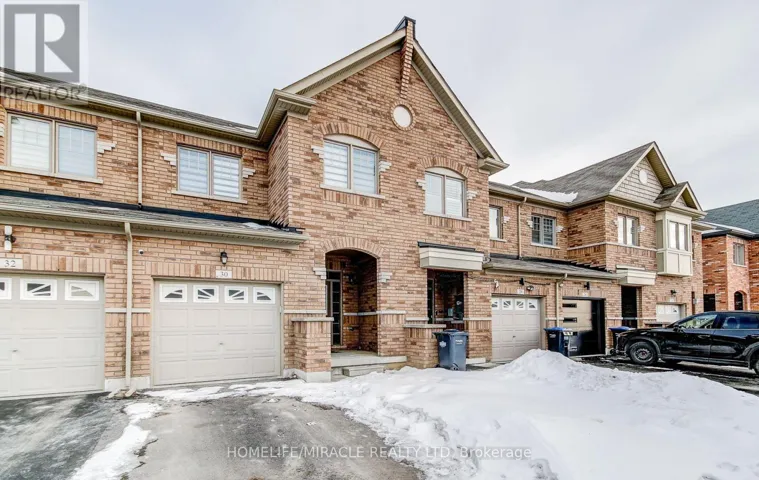 30 DAVENFIELD CIRCLE, Brampton (Bram East), Ontario L6P4M2