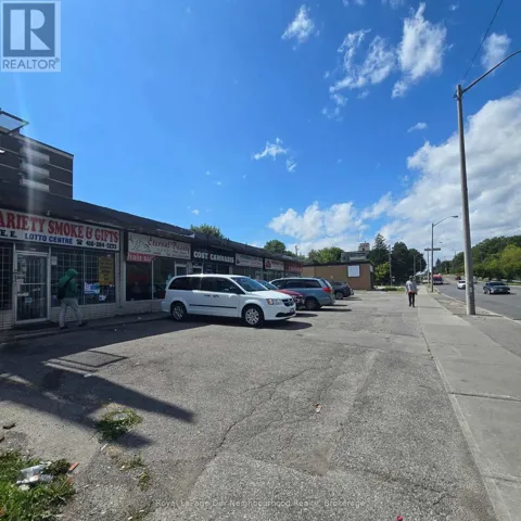 3447 ST CLAIR AVENUE E, Toronto (Clairlea-Birchmount), Ontario M4W3X8