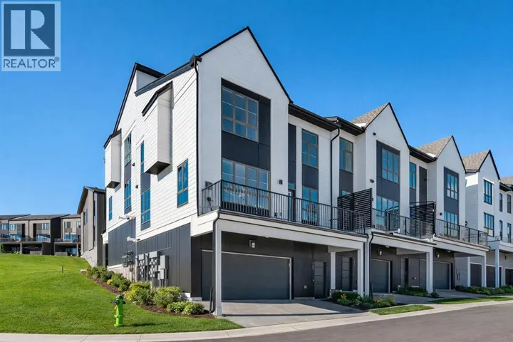 705 Sovereign Common SW, Calgary, Alberta T3C3Y3