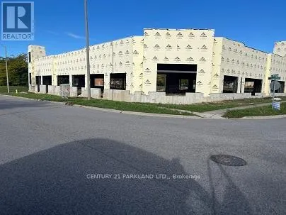 6 SPICER SQUARE, Clarington (Bowmanville), Ontario L1C5M2