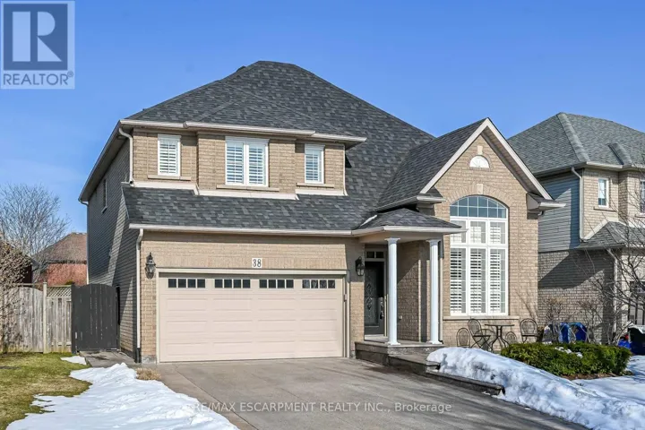 38 SUNBEAM DRIVE, Hamilton (Falkirk), Ontario L9B2X9