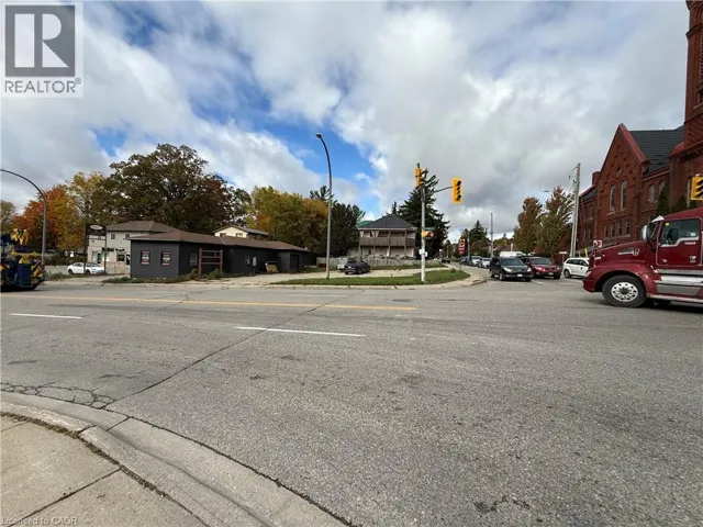 271 DUNDAS Street, Woodstock, Ontario N4S1A9
