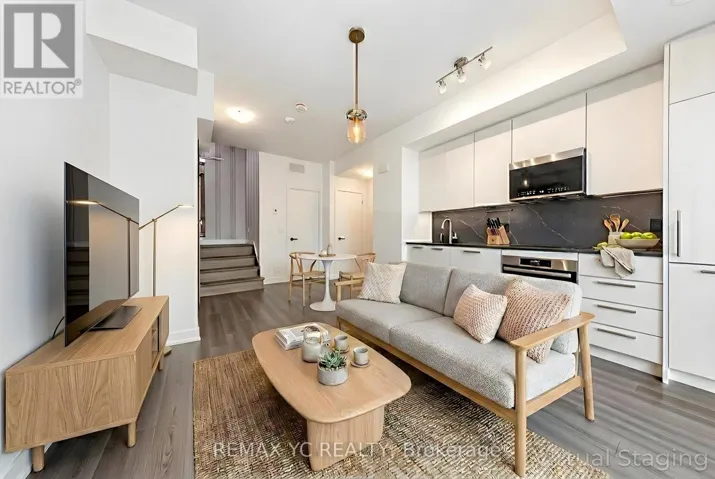 44 - 871 SHEPPARD AVENUE W, Toronto (Clanton Park), Ontario M3H0E8