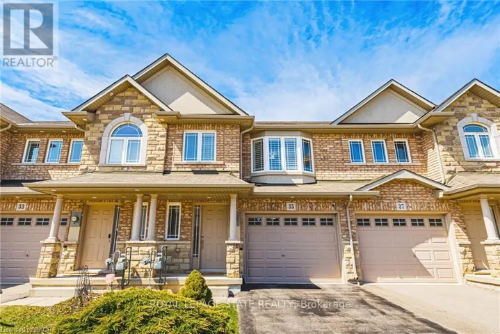 35 CHARLESWOOD CRESCENT, Hamilton (Stoney Creek), Ontario L0R1P0