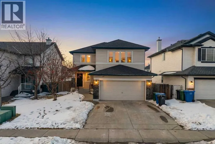 332 Oakmere Way, Chestermere, Alberta T1X1N3