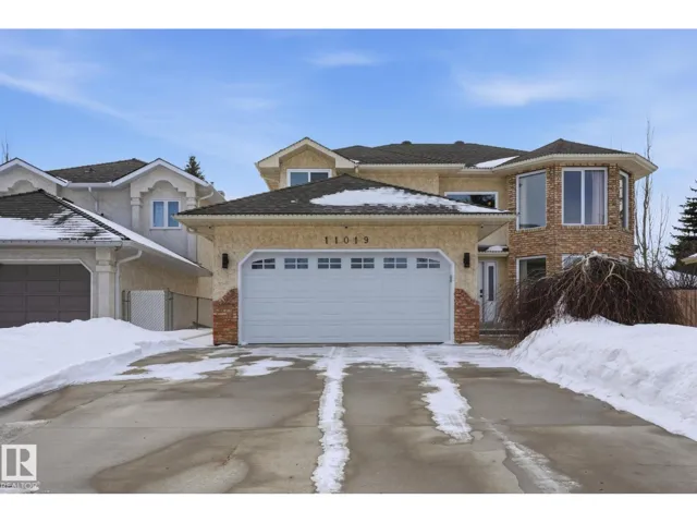 11019 10 AV NW, Edmonton, Alberta T6J6N4