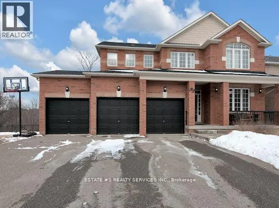 32 RIVER ROCK CRESCENT, Brampton (Fletcher's Meadow), Ontario L7A2W4
