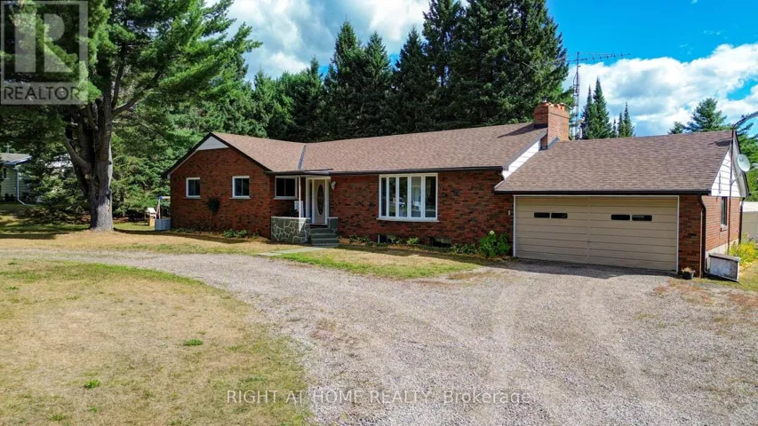 1012 CLEMENT LAKE ROAD, Highlands East (Monmouth), Ontario K0L3C0