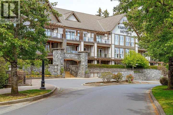 218-220 B 1376 Lynburne Pl, Langford, British Columbia V9B6S1