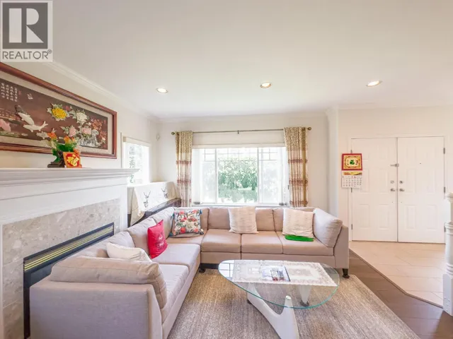 70XX BRIDGE ST RICHMOND, Richmond, British Columbia V6Y2S6