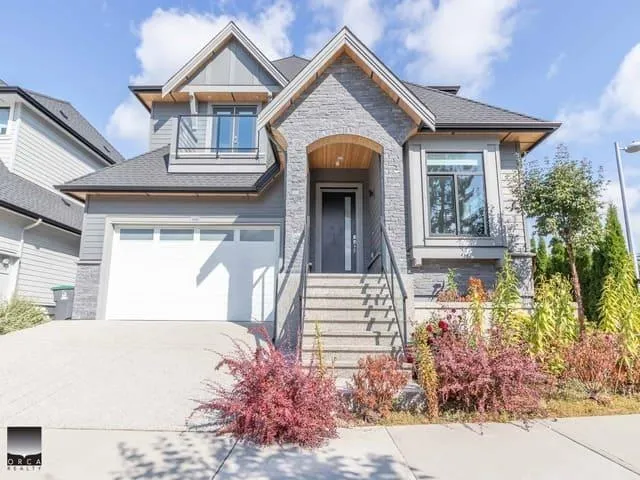 16797 17A AVENUE AVENUE, Surrey, British Columbia V3Z0B4