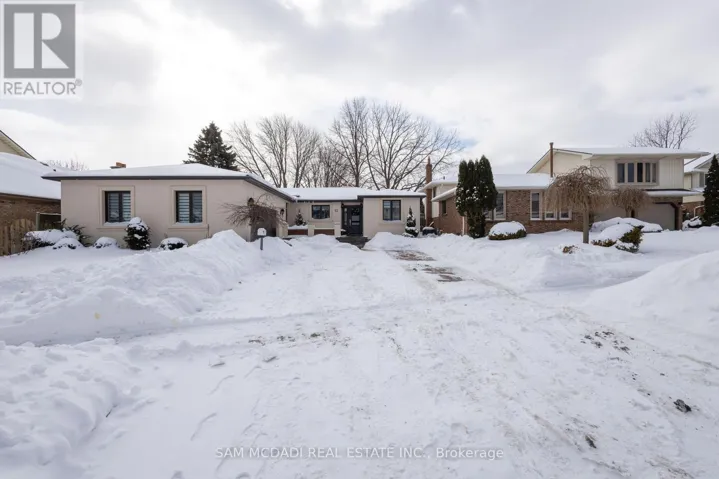 12 CHEVAL DRIVE, Grimsby (Grimsby Beach), Ontario L3M4P9