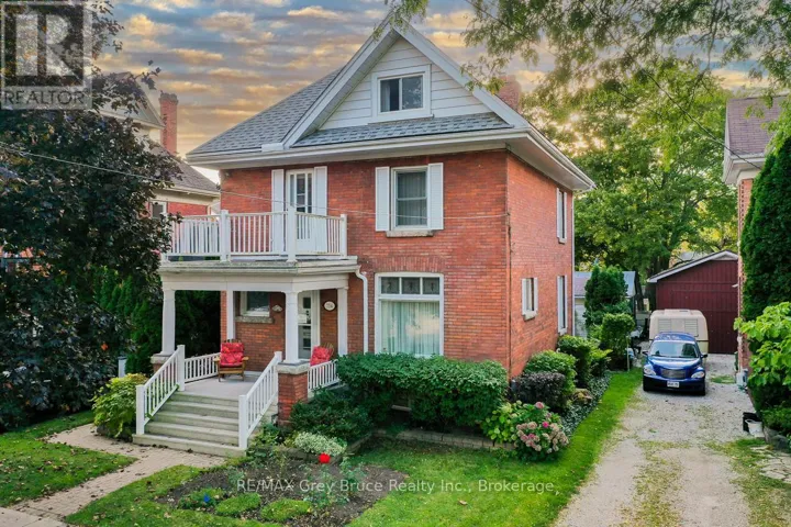 714 4TH AVENUE E, Owen Sound, Ontario N4K2N6