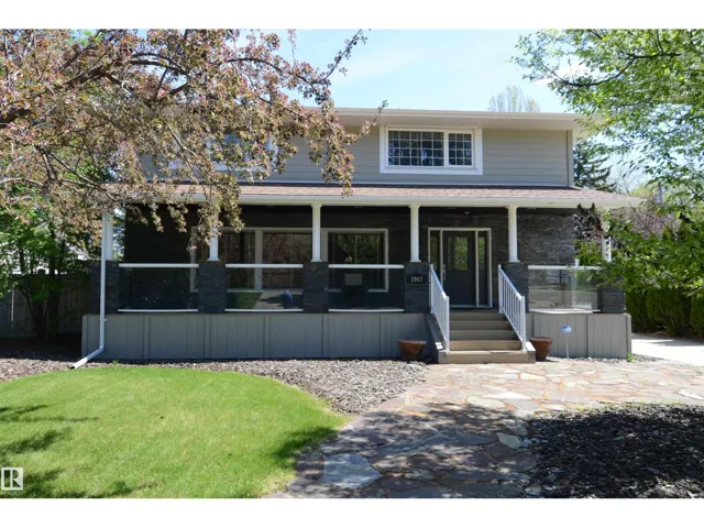 8907 140 ST NW NW, Edmonton, Alberta T5R0J1