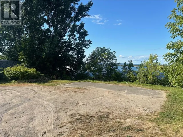 18 Campbell St. E, Little Current, Ontario P0P1K0