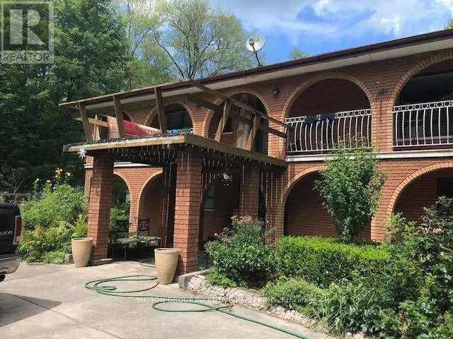 10 CELESTINE COURT, Tiny, Ontario L9M0H3