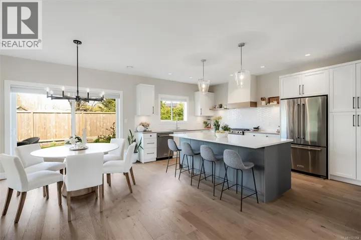 9350 East Saanich Rd, North Saanich, British Columbia V8L1H9