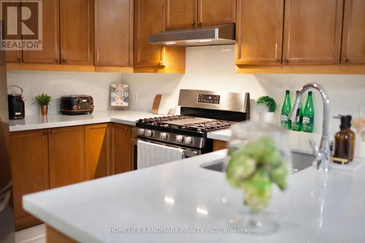 24 CHERRYPLUM WAY, Brampton (Bramalea North Industrial), Ontario L6S6J4