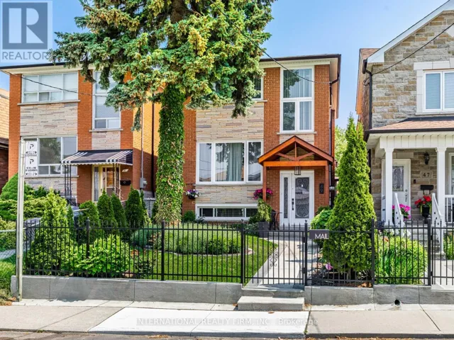 49 LAPP STREET, Toronto (Rockcliffe-Smythe), Ontario M6N3W5