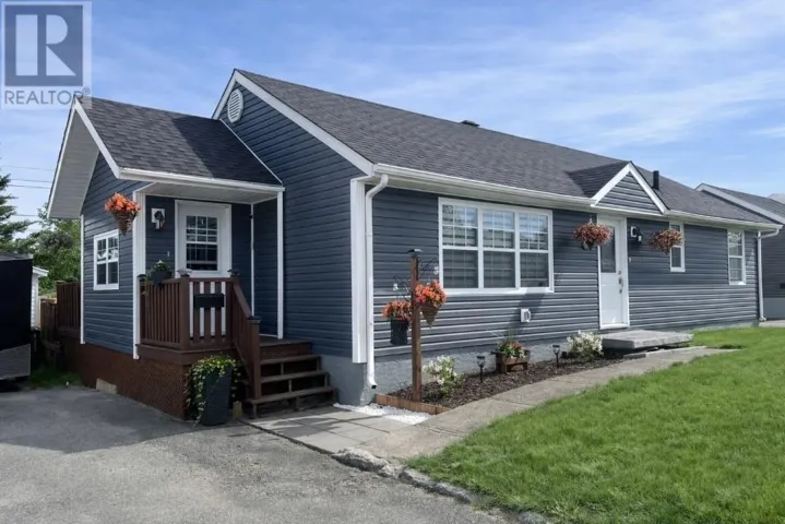 812 Beothuck Street, Labrador City, Newfoundland & Labrador A2V1H4