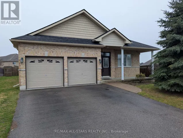 7 PARKSIDE DRIVE, Kawartha Lakes (Lindsay), Ontario K9V5X9