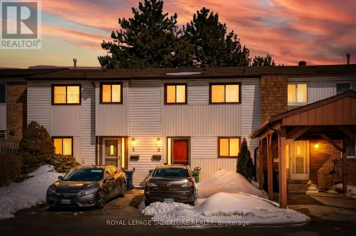 3 EARLY APPLEWAY, Toronto (Parkwoods-Donalda), Ontario M3A3N4