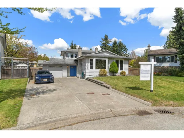 7366 141 STREET, Surrey, British Columbia V3W7L1