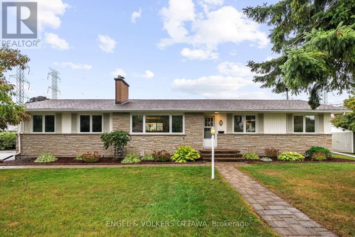 20 GARY AVENUE, Ottawa, Ontario K2G3L3