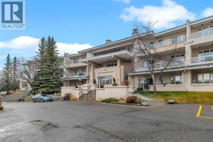 107, 108 Edgeridge Terrace NW, Calgary, Alberta T3A6C4