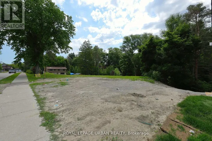 28 AVENUE ROAD, Richmond Hill (North Richvale), Ontario L4C6C6