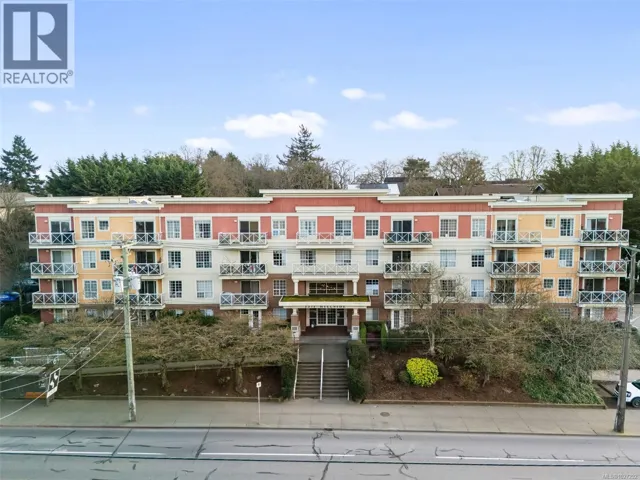 205 1371 Hillside Ave, Victoria, British Columbia V8T2B3