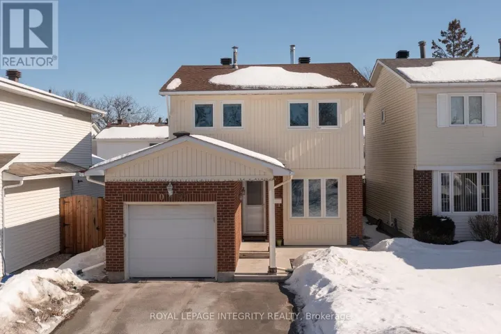 1097 MOSELLE CRESCENT, Ottawa, Ontario K1C2S8