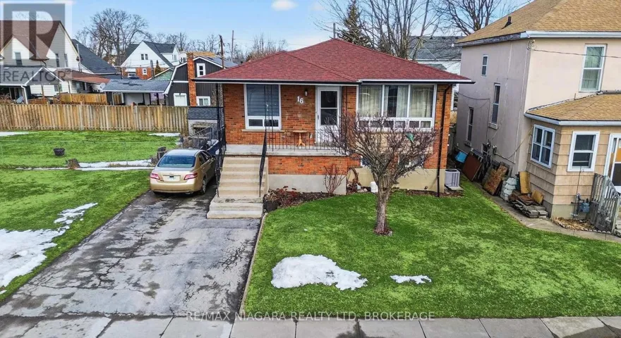 16 CROSS STREET, Port Colborne (Killaly East), Ontario L3K1K9