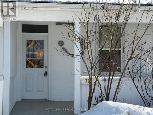 71 BUELL STREET, Brockville, Ontario K6V4Y4