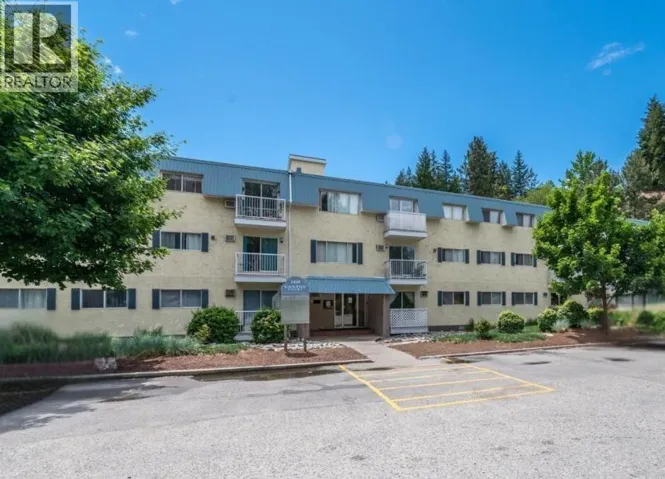 1410 PENTICTON Avenue Unit# 111, Penticton, British Columbia V2A2N5