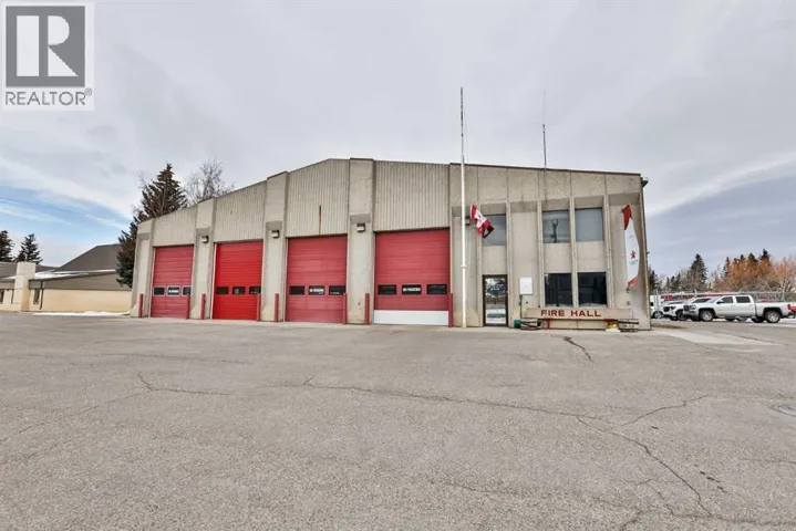 655 Charlotte Street S, Pincher Creek, Alberta T0K1W0