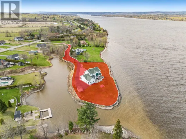 3519 FRONT ROAD, East Hawkesbury, Ontario K6A2R2