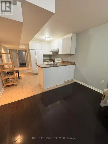 BSMT - 5292 LONGHOUSE CRESCENT, Mississauga (Hurontario), Ontario L5R3S4