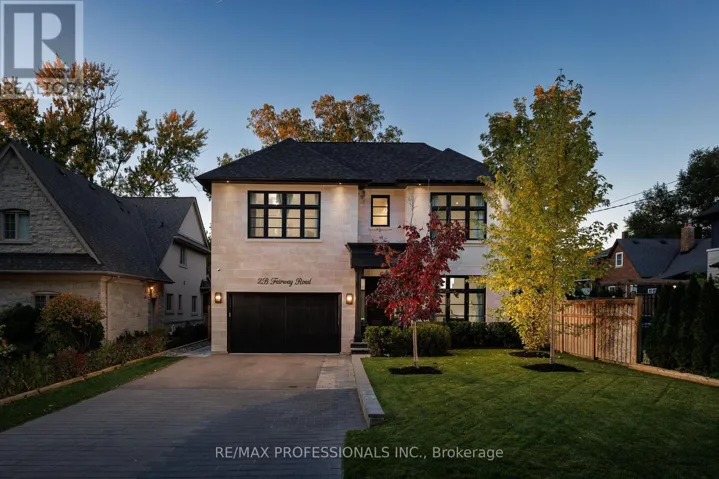 2B FAIRWAY ROAD, Toronto (Princess-Rosethorn), Ontario M9A5E9