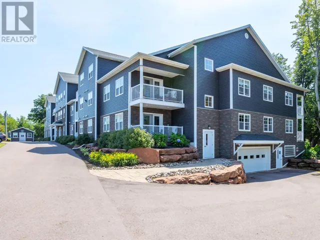 109 29 Stratford Road, Stratford, Prince Edward Island C1B1T1
