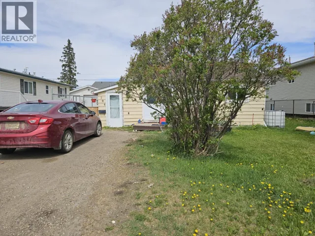 304 100 Avenue, Dawson Creek, British Columbia V1G1V5