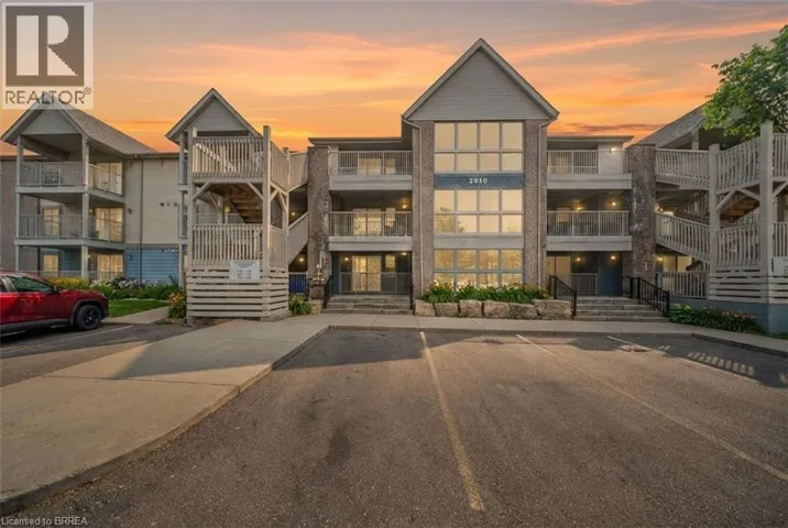 2010 CLEAVER Avenue Unit# 207, Burlington, Ontario L7M4C1