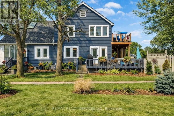 939 BEACH BOULEVARD, Hamilton (Hamilton Beach), Ontario L8H6Z7