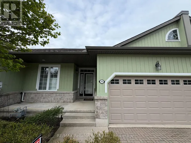 11 OAKWOOD LINKS LANE, South Huron (Stephen), Ontario N0M1T0